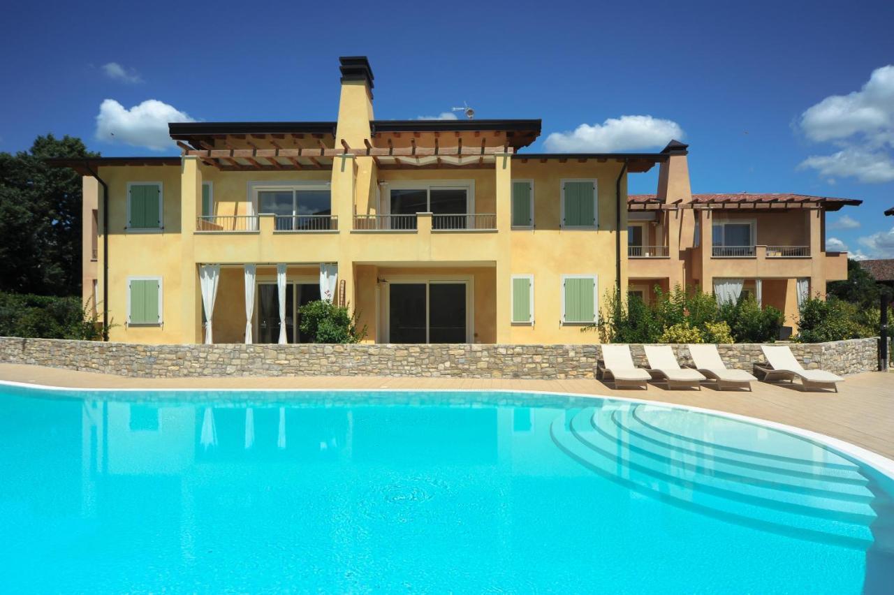 Le Corti Caterina Apartments With Pool By Wonderful Italy Desenzano del Garda Eksteriør billede