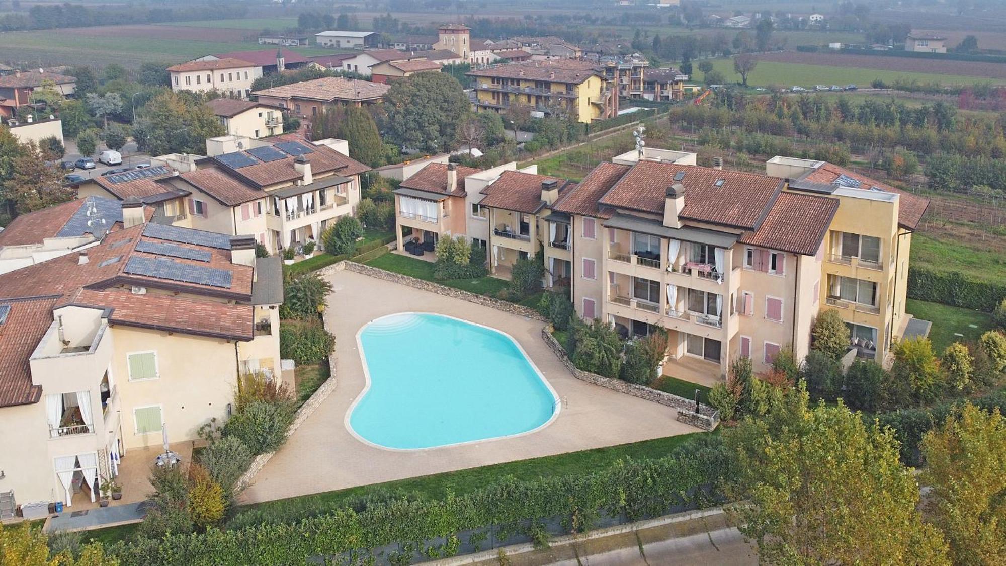 Le Corti Caterina Apartments With Pool By Wonderful Italy Desenzano del Garda Eksteriør billede